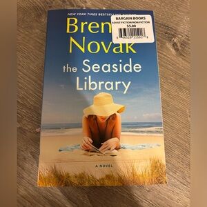 The Seaside Library by Brenda Novak